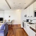 Formosa View By Lovelystay 아파트 *