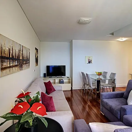 Apartment Formosa View By Lovelystay